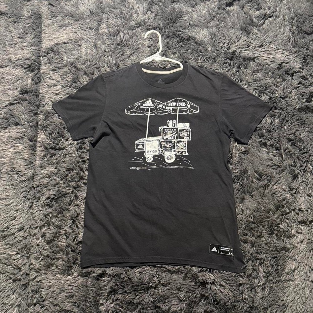 Adidas NYC Street Food Cart Graphic T-Shirt Mens Black Climalite Tee Medium